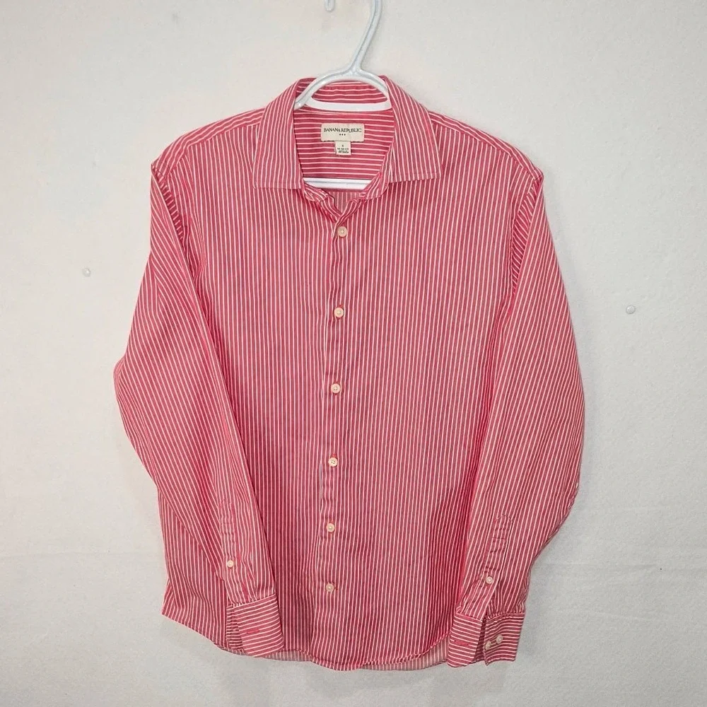 Banana Republic Mens Small Red White Striped Long Sleeve Button Down Shirt S